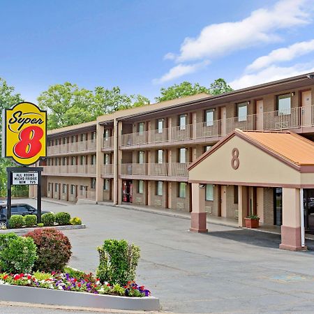 Super 8 By Wyndham Laurel Hotel Exterior photo